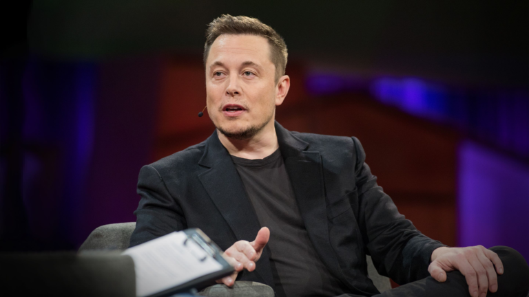 Elon Musk: CEO da Tesla, diz que continuará lutando contra a cultura o woke nos jogos