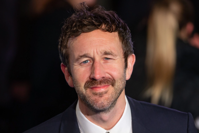 Chris O’Dowd se junta ao elenco estelar de Artificial, filme de Luca Guadagnino sobre o caso OpenAI