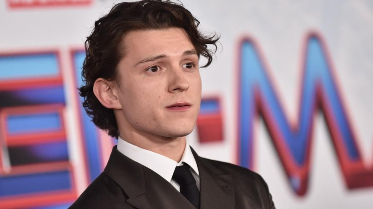 Tom Holland sofre concussão leve e pausa filmagens de Spider-Man: Brand New Day