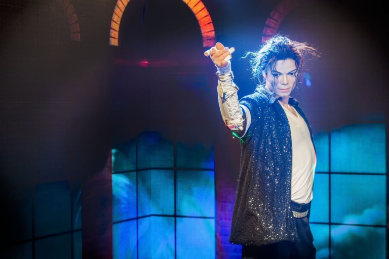 “Michael”: cinebiografia de Michael Jackson ganha trailer com Jaafar Jackson e elenco estelar